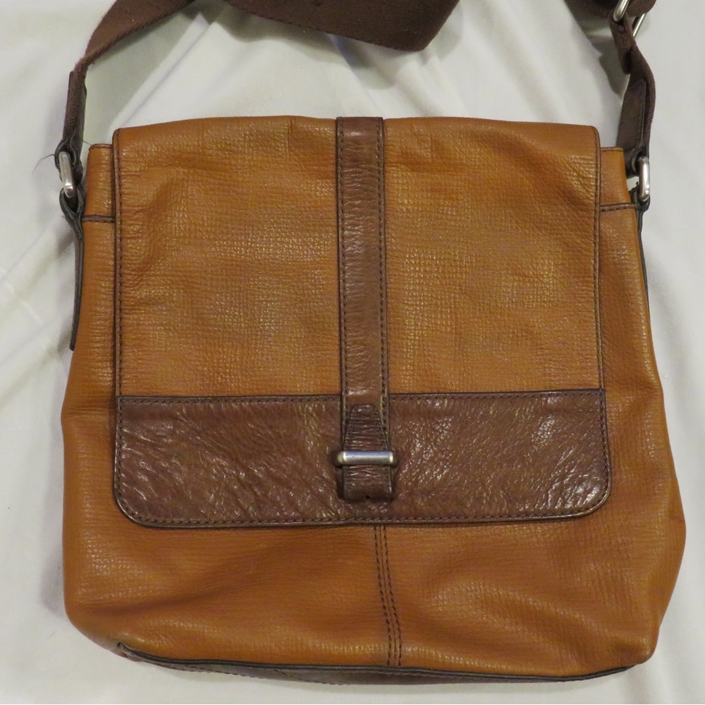 Fossil Brown Messenger Bag with Nylon adjustable strap - Picture 3 of 16